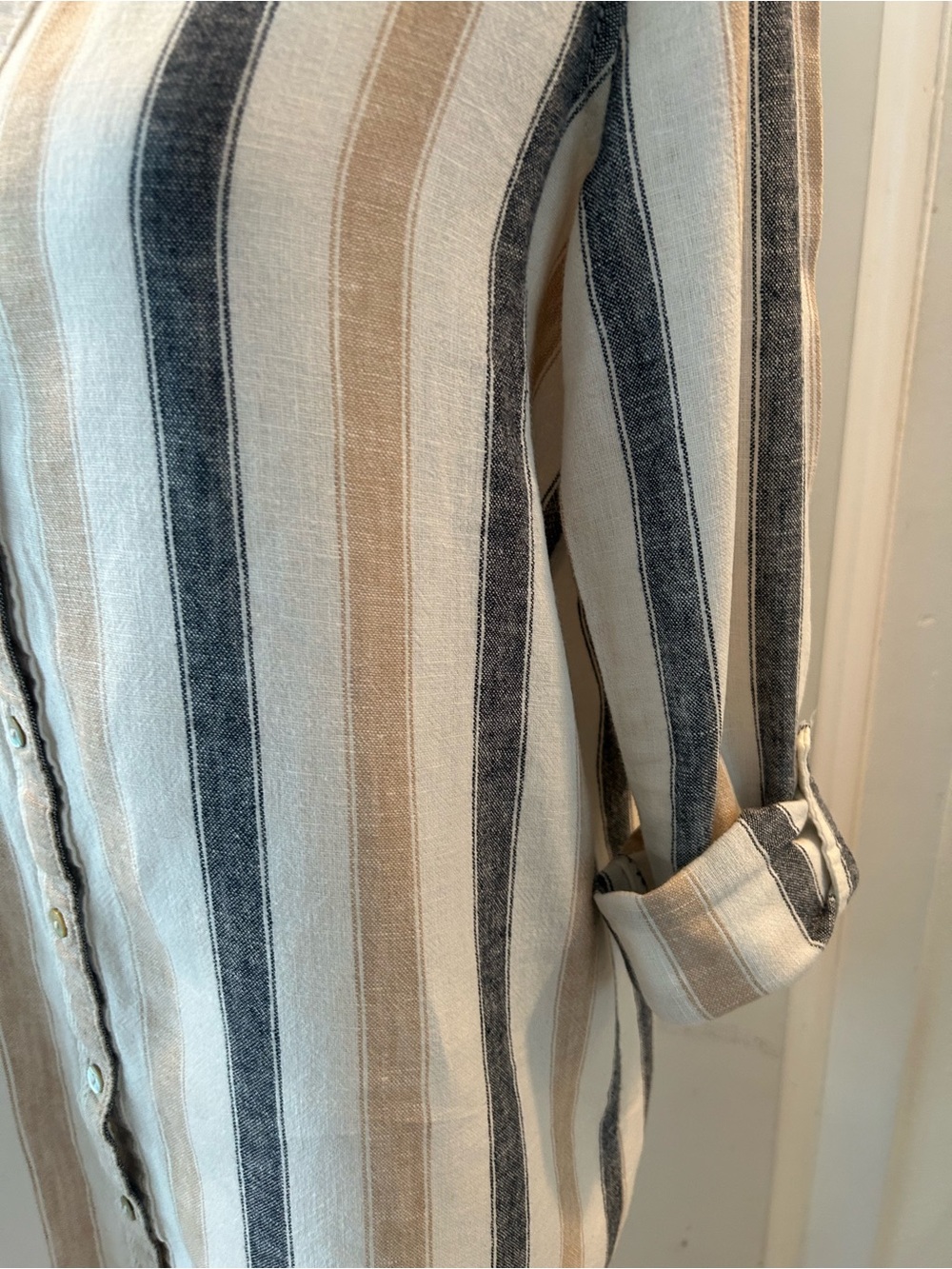 Tahari Linen Beige and Navy Striped Shirt - Picture 3 of 9
